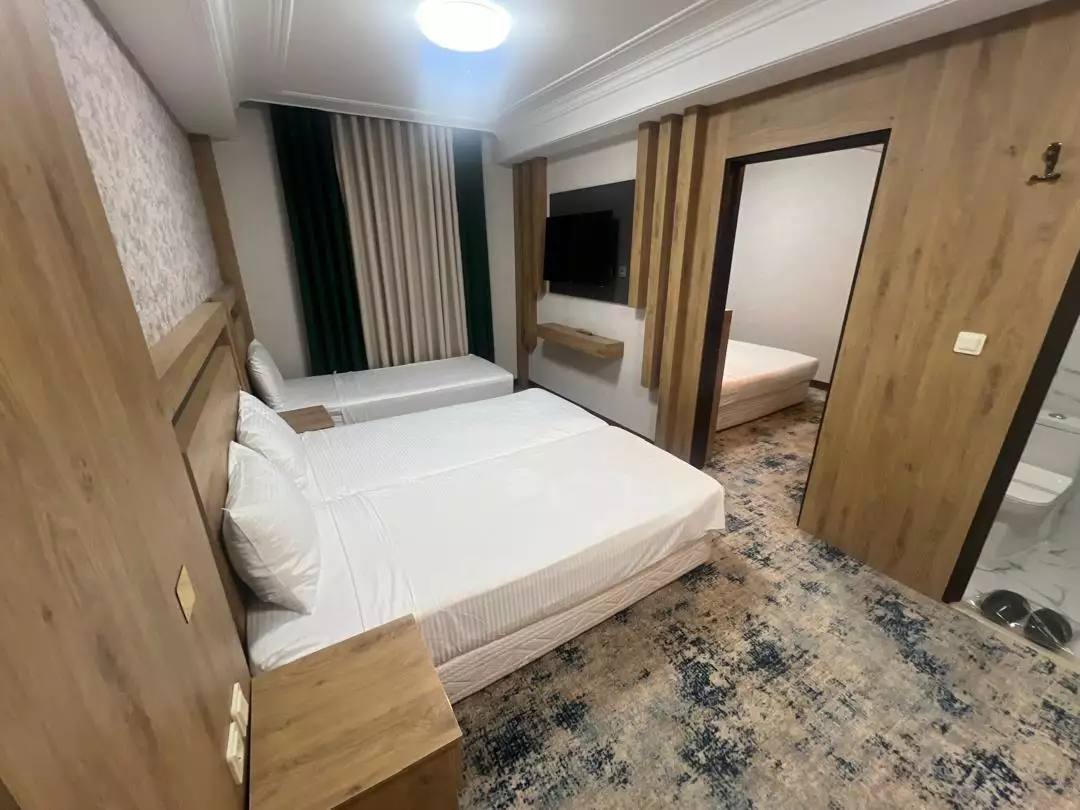 Alibaba https://cdn.alibaba.ir/ostorage/hotel-accommodation-images/6908c6e642794e78685ec031_سوئیت یک خوابه ،۵تخته 2.webp